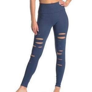 Alo ripped warrior pant, size small